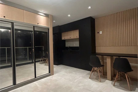Apartamento à venda ou para alugar com 1 suíte em Pinheiros, São Paulo, SP
