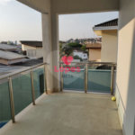 Casa à venda com 3 suítes no condomínio Jaridim Coleginho, Jacareí - SP