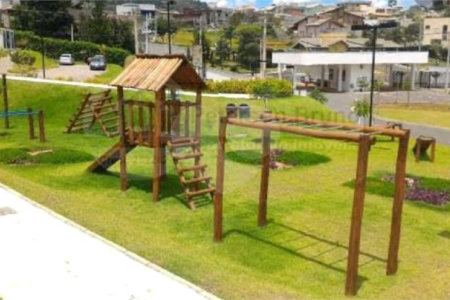 Sobrado à venda com 3 suítes em Chácaras Maringá, Atibaia, SP