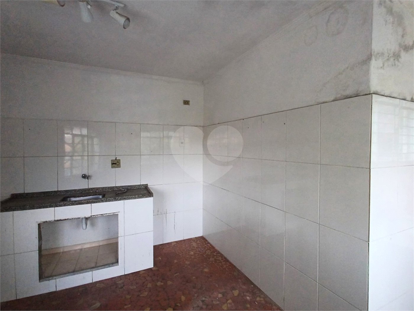 Casa à venda ou para alugar com 4 quartos, sendo 1 suíte, em Tremembé, São Paulo, SP