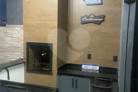 Casa à venda com 3 quartos, sendo 1 suíte, no condomínio Horto Florestal Villagio, Sorocaba - SP