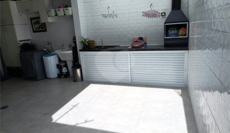 Sobrado à venda com 3 suítes em Vila Guilherme, São Paulo, SP