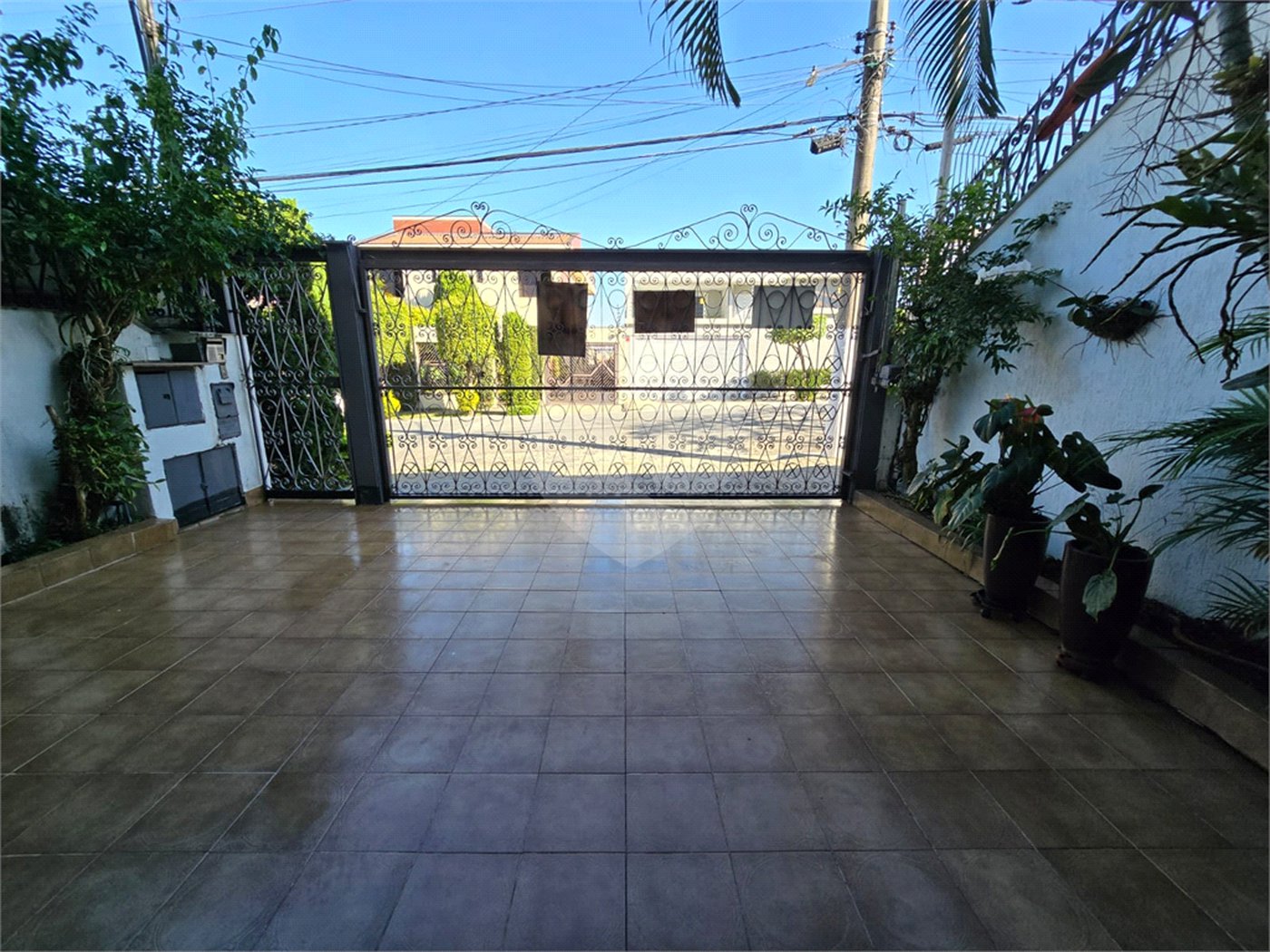 Casa à venda com 4 quartos, sendo 1 suíte, em Vila Paiva, São Paulo, SP