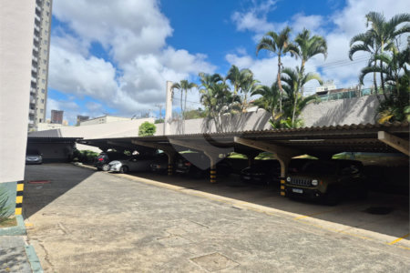Apartamento à venda com 3 quartos, sendo 1 suíte,  em Parque Santana, Mogi das Cruzes, SP