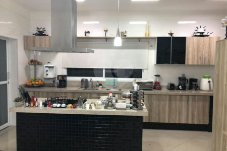 Casa à venda com 5 suítes no condomínio Terras de Mont Serrat, Salto - SP