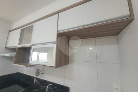 Apartamento à venda ou para alugar com 2 quartos, sendo 1 suíte, em Parque Industrial Tomas Edson, São Paulo, SP