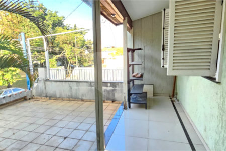 Sobrado à venda com 3 quartos, sendo 1 suíte,  em Jardim Humaitá, São Paulo, SP