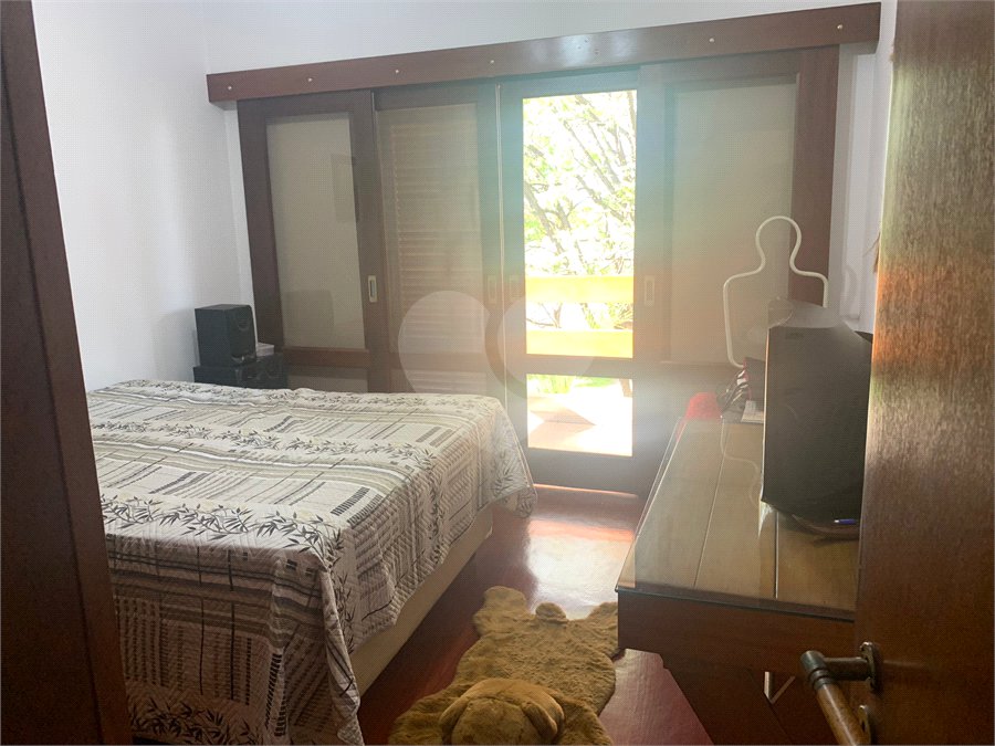 Casa à venda com 3 quartos, sendo 2 suítes,  no condomínio Village Davignon, Sorocaba - SP