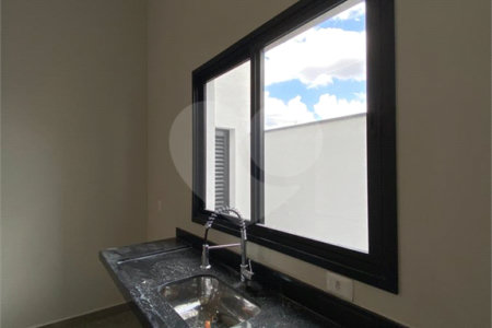 Casa à venda com 2 quartos, sendo 1 suíte, no condomínio Residencial Villagio Wanel, Sorocaba - SP