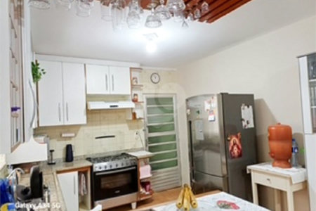 Casa à venda com 3 quartos, sendo 1 suíte, em Vila Roque, São Paulo, SP
