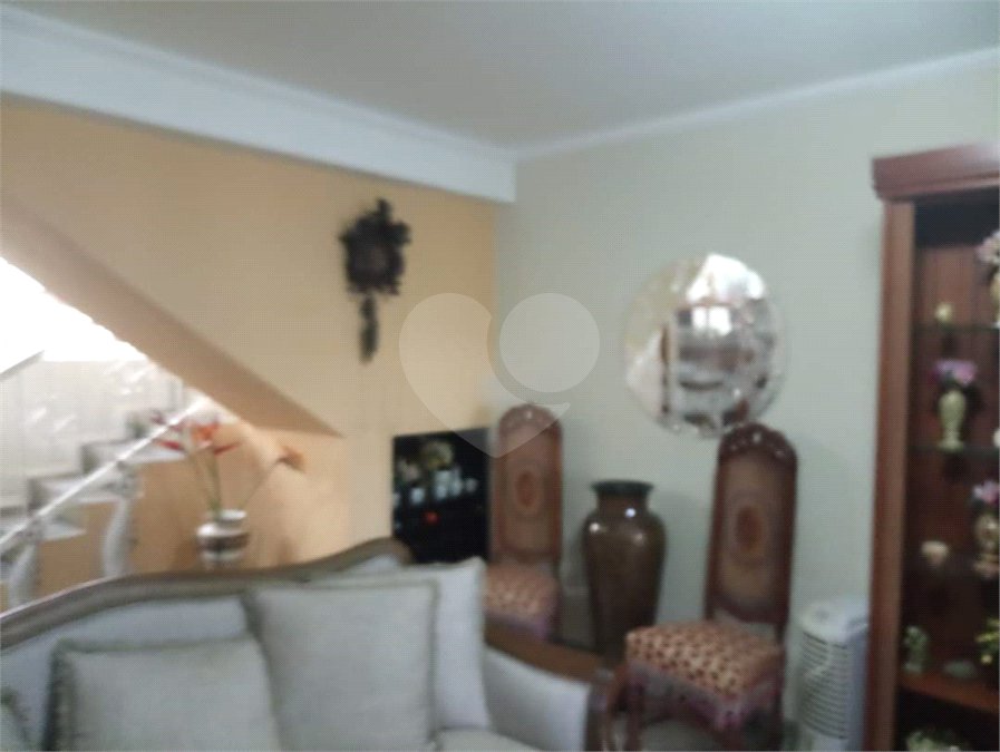 Casa à venda com 3 quartos, sendo 2 suítes, em Vila Flávio, Mogi das Cruzes, SP