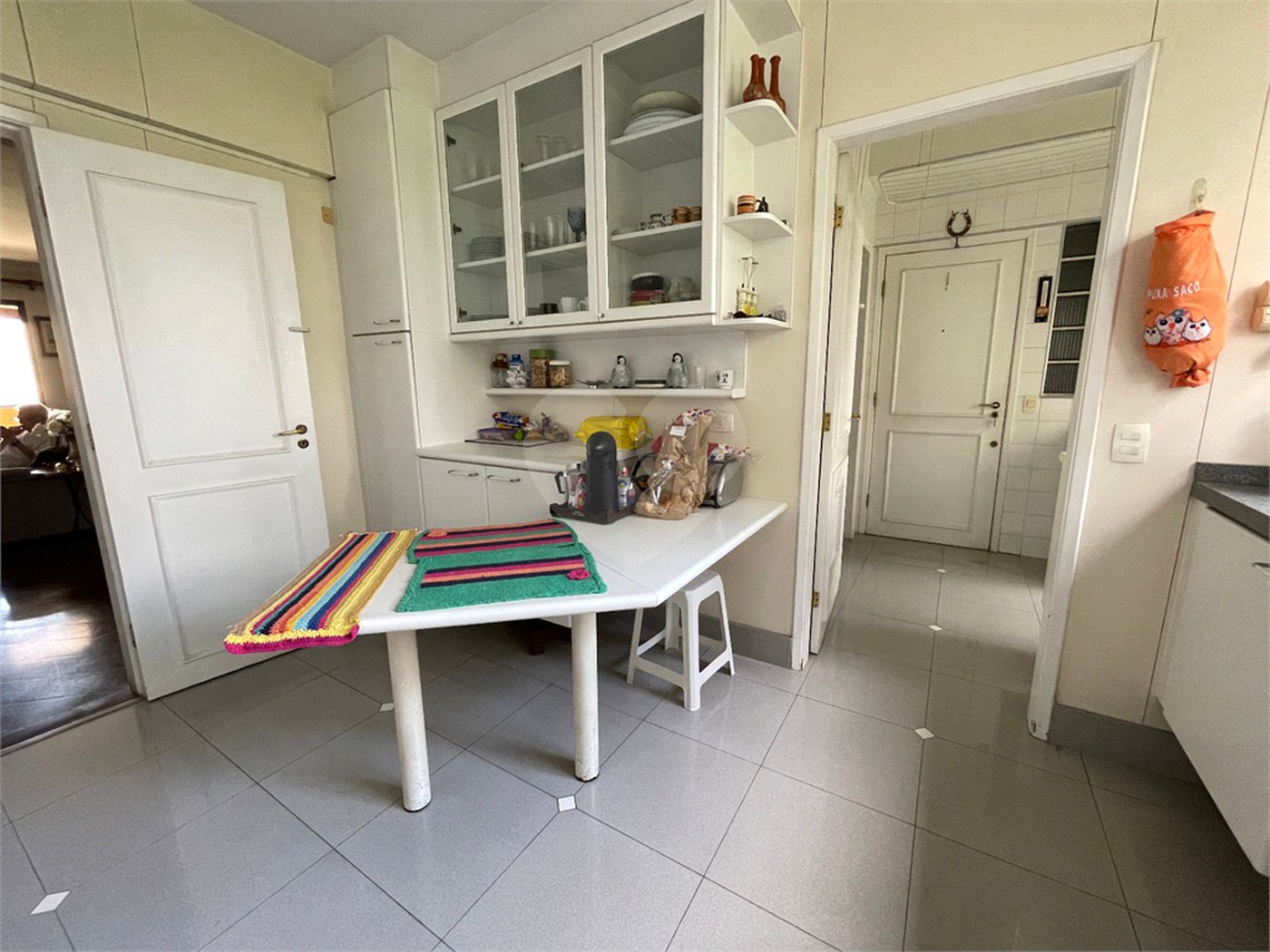Apartamento à venda com 3 quartos, sendo 1 suíte,  em Lar São Paulo, São Paulo, SP