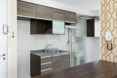 Ótimo apartamento Na rua Newton Prado no Bom Retiro