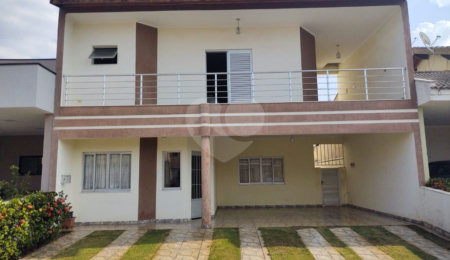 Casa à venda com 4 quartos, sendo 1 suíte,  no condomínio Portobello, Sorocaba - SP