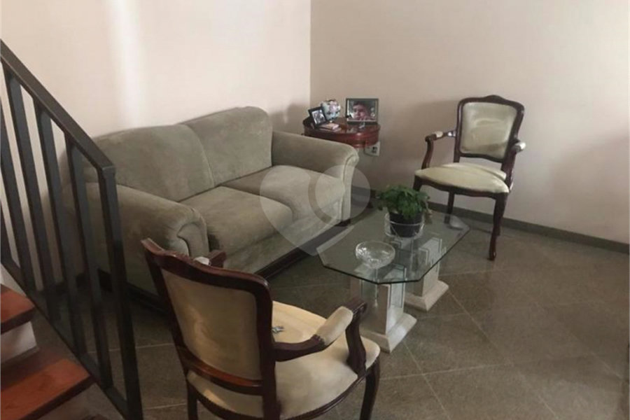 Casa à venda com 3 quartos, sendo 1 suíte, no condomínio Morada de Itapuã, São Paulo - SP