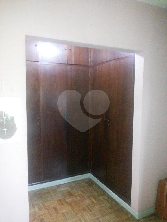 Sobrado à venda com 3 quartos, sendo 1 suíte,  em Granja Julieta, São Paulo, SP