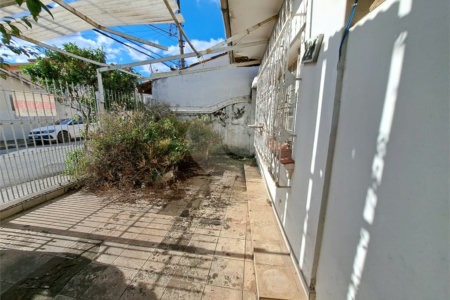 Casa à venda com 3 quartos, sendo 1 suíte, em Vila Constança, São Paulo, SP