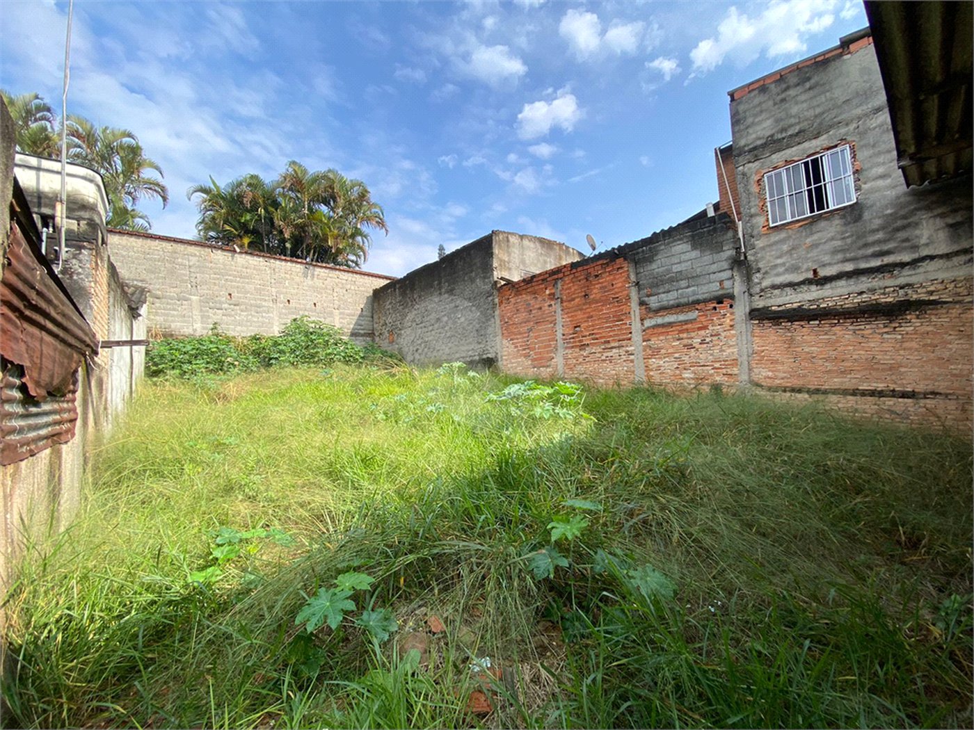 Terreno à venda no Centro, Poá, SP