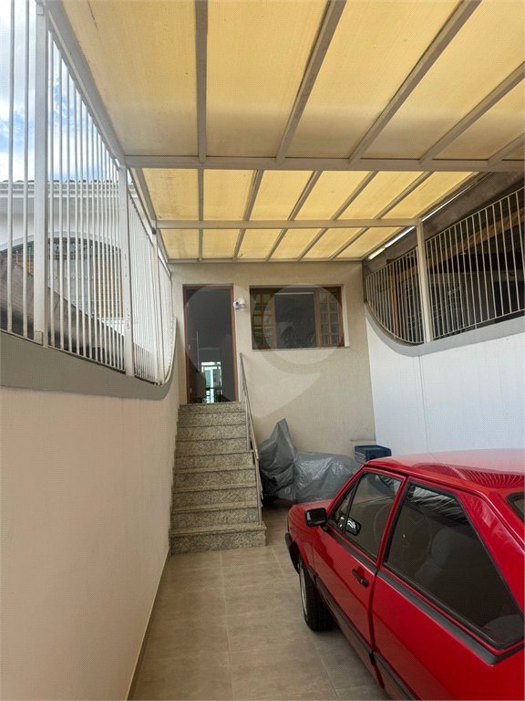 Sobrado à venda com 3 quartos, sendo 1 suíte, em Vila Nivi, São Paulo, SP