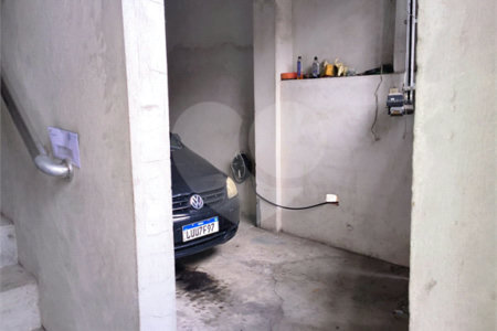 Casa à venda com 3 quartos, sendo 1 suíte, em Vila Gustavo, São Paulo, SP