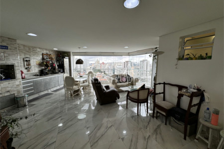 Apartamento à venda com 3 suítes em Mooca, São Paulo, SP