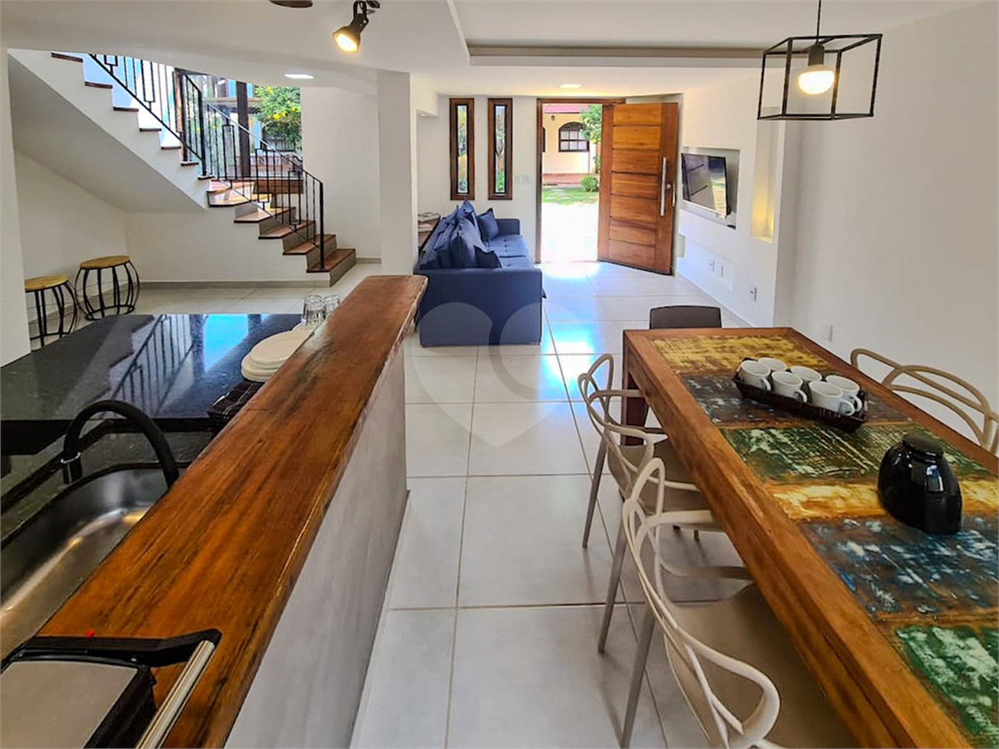 Casa à venda com 2 suítes em Marina, Armação dos Búzios, RJ