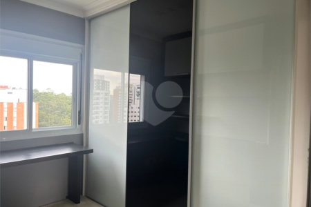 Apartamento à venda com 3 suítes em Vila Andrade, São Paulo, SP