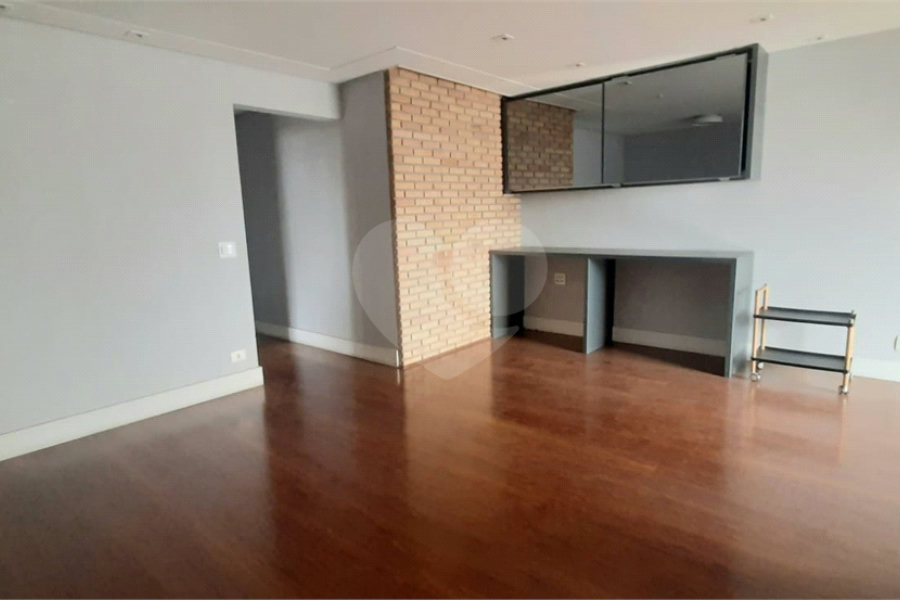 Apartamento à venda com 3 quartos, sendo 1 suíte, em Santana, São Paulo, SP