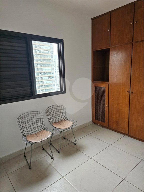 Apartamento à venda com 2 quartos em Vila Olímpia, São Paulo, SP