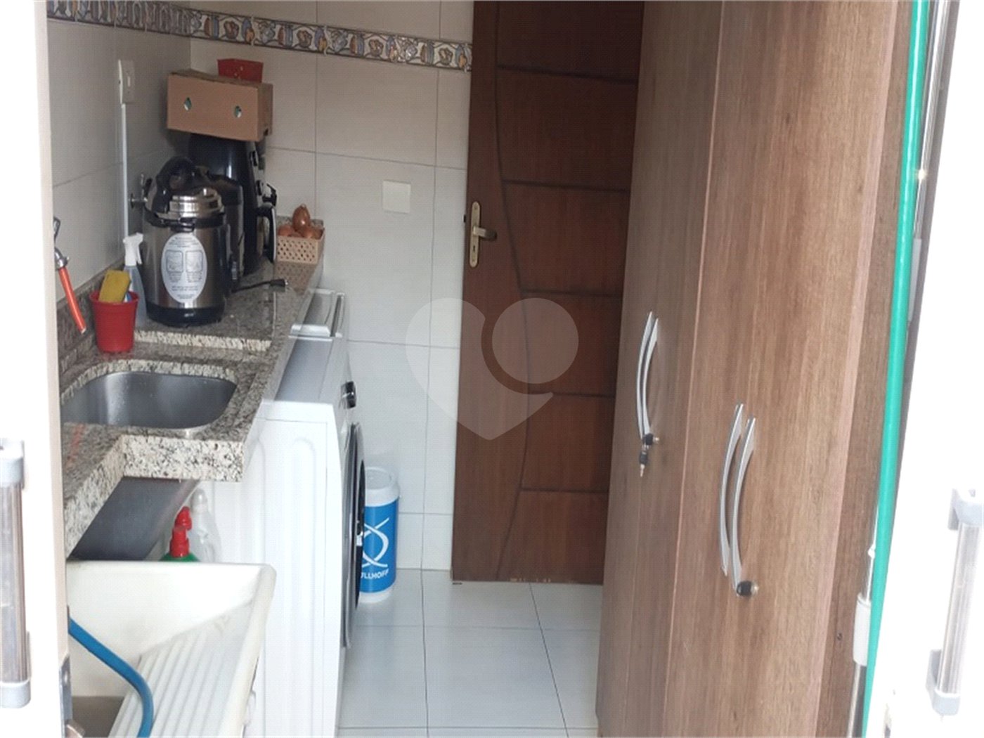 Chácara à venda com 3 quartos, sendo 2 suítes,  em Monterrey, Louveira, SP