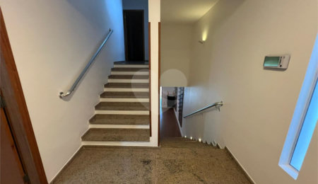 Casa à venda com 3 quartos, sendo 1 suíte,  em Vila Suissa, Mogi das Cruzes, SP