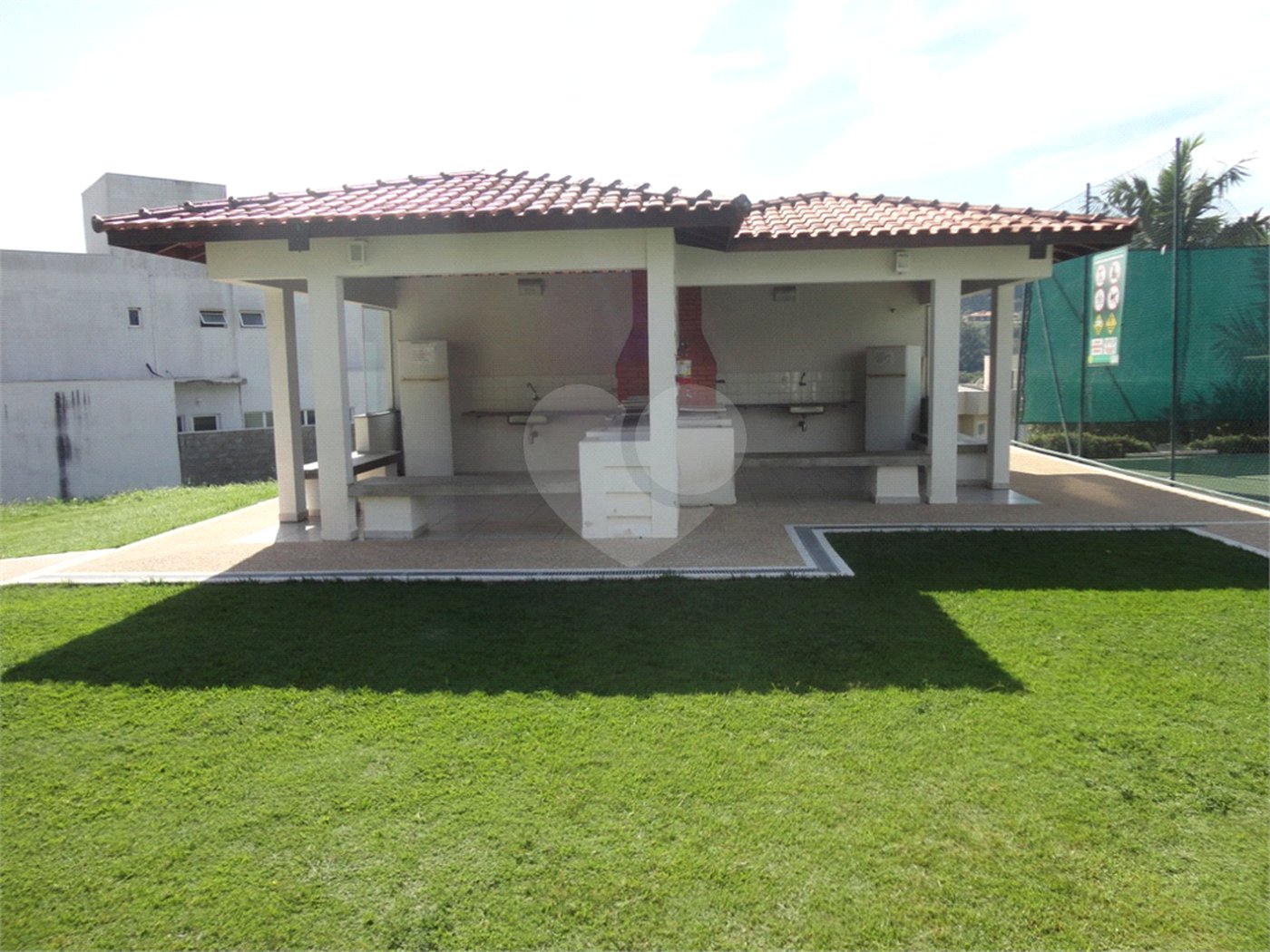 Casa à venda com 3 suítes no condomínio Reserva dos Vinhedos, Louveira - SP