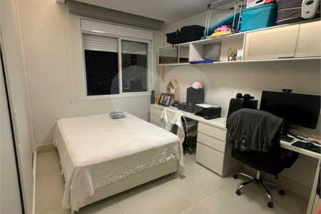 Apartamento à venda com 3 quartos, sendo 1 suíte, em Cambuci, São Paulo, SP