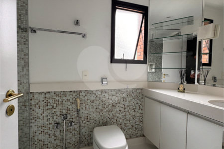 Apartamento à venda com 3 quartos, sendo 1 suíte, em Perdizes, São Paulo, SP