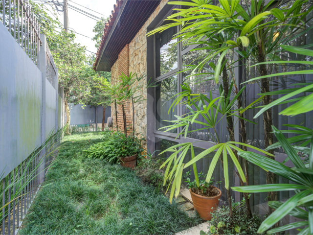 Casa à venda com 3 quartos, sendo 1 suíte,  em Alto da Boa Vista, São Paulo, SP