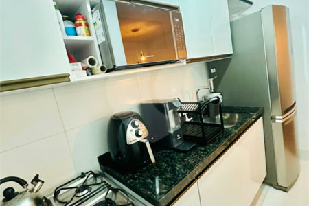 Apartamento à venda com 3 quartos, sendo 1 suíte,  em Vila Andrade, São Paulo, SP