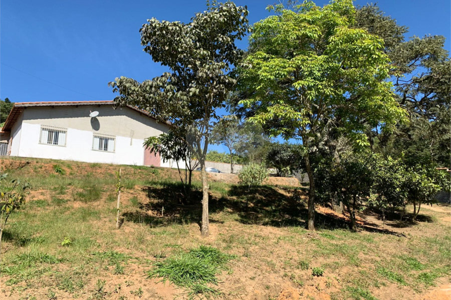 Casa à venda com 3 quartos, sendo 1 suíte, em Olho D'água, Mairiporã, SP