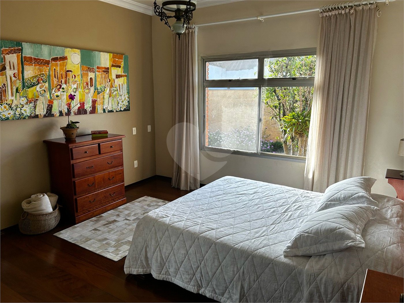 Casa à venda com 4 quartos, sendo 2 suítes, em Vila Aparecida, Itapetininga, SP