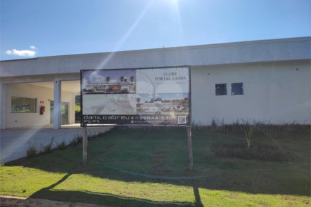 Terreno à venda no condomínio Portal Lamis, Bom Jesus dos Perdões - SP