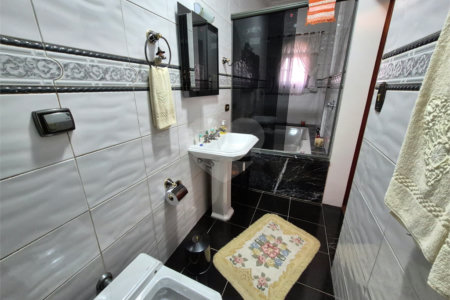 Sobrado à venda com 3 quartos, sendo 1 suíte, em Jardim Sarah, São Paulo, SP