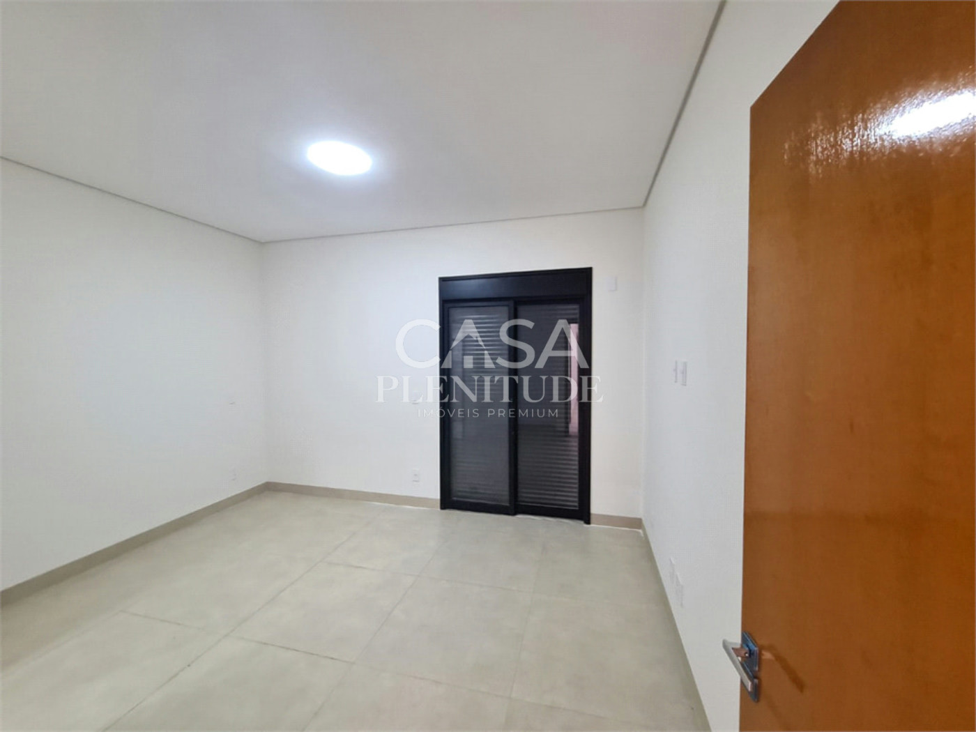 Casa em condomínio à venda com 5 quartos, sendo 3 suítes, em Wanel Ville, Sorocaba, SP