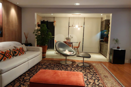 Apartamento à venda com 2 suítes em Vila Andrade, São Paulo, SP