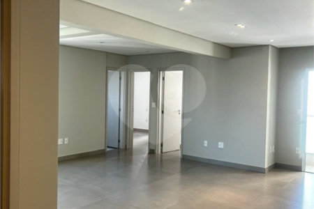 Apartamento para alugar com 2 quartos, sendo 1 suíte, em Campestre, Santo André, SP