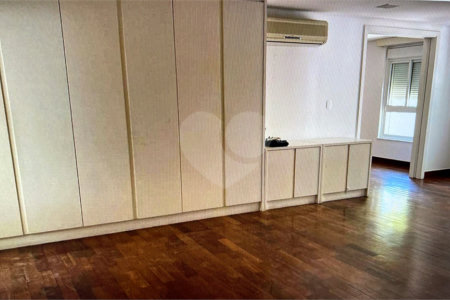 Casa à venda com 4 suítes no condomínio Escape Condominium, São Paulo - SP