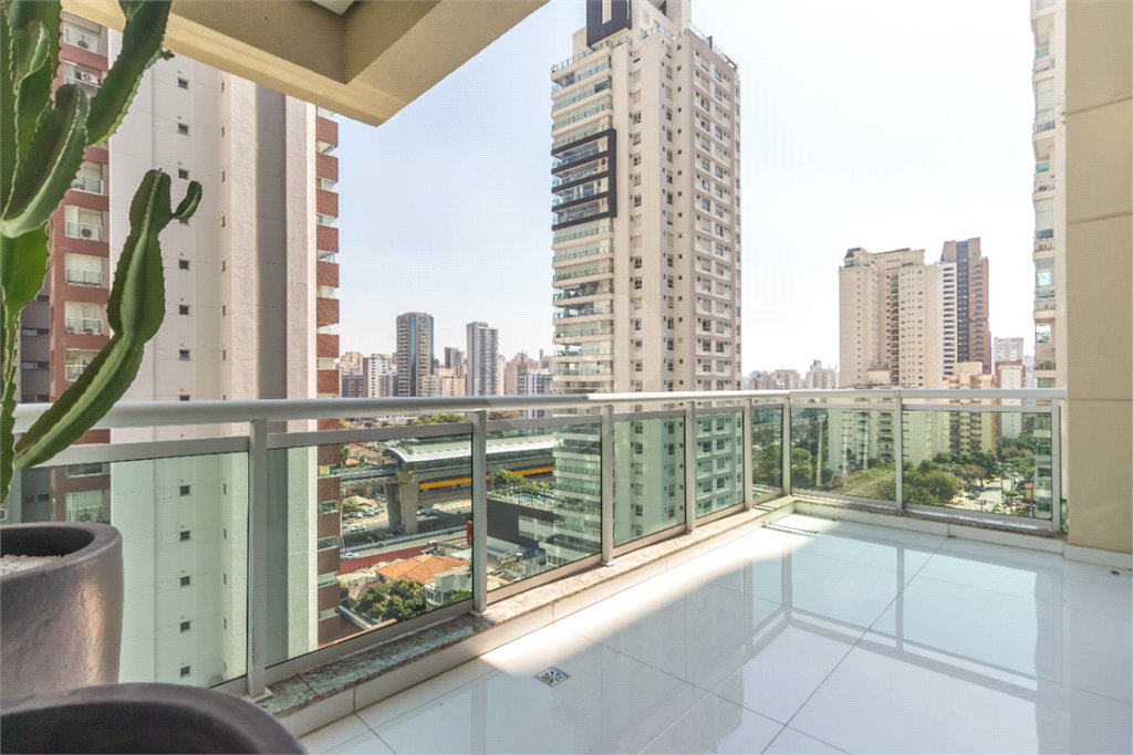 Apartamento à venda com 4 suítes em Campo Belo, São Paulo, SP
