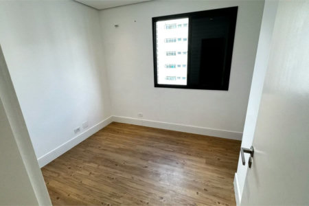 Apartamento à venda com 4 quartos, sendo 1 suíte, em Vila Leopoldina, São Paulo, SP