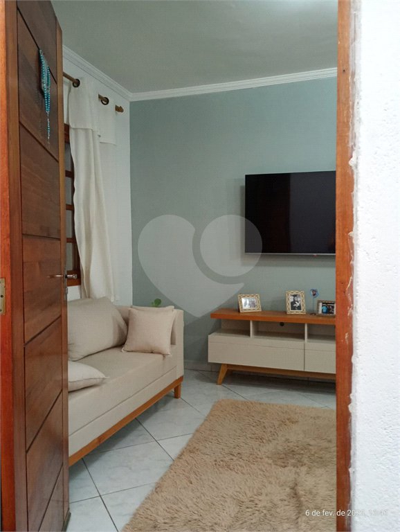 Casa à venda com 2 quartos, sendo 1 suíte,  em Jardim Cambuci, Mogi das Cruzes, SP