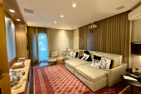 Apartamento à venda com 4 suítes em Moema, São Paulo, SP