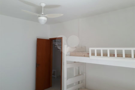 Casa à venda com 3 quartos, sendo 1 suíte, no condomínio Saude, São Paulo - SP