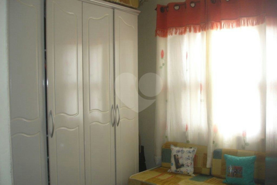 Sobrado à venda com 5 quartos, sendo 2 suítes,  em Jardim Leonor Mendes de Barros, São Paulo, SP